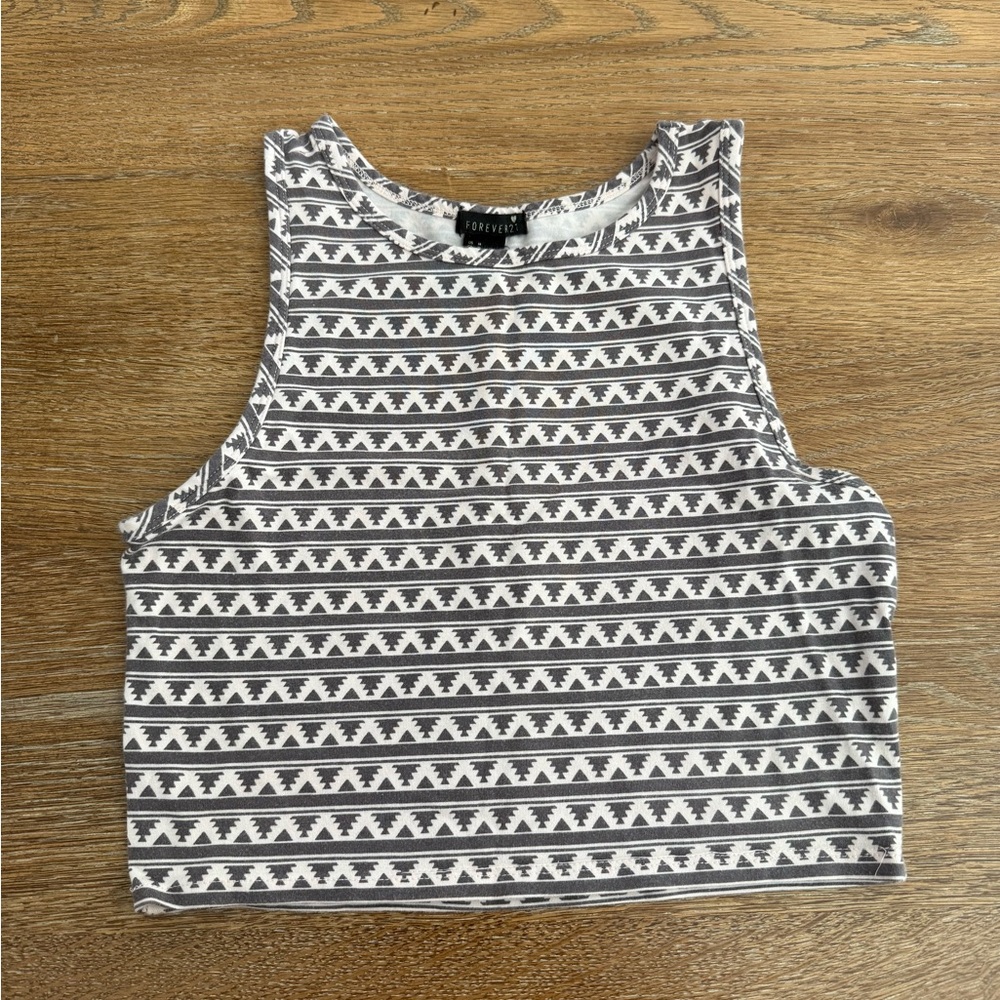 Forever 21 Geometric Gray and Pink Crop Top